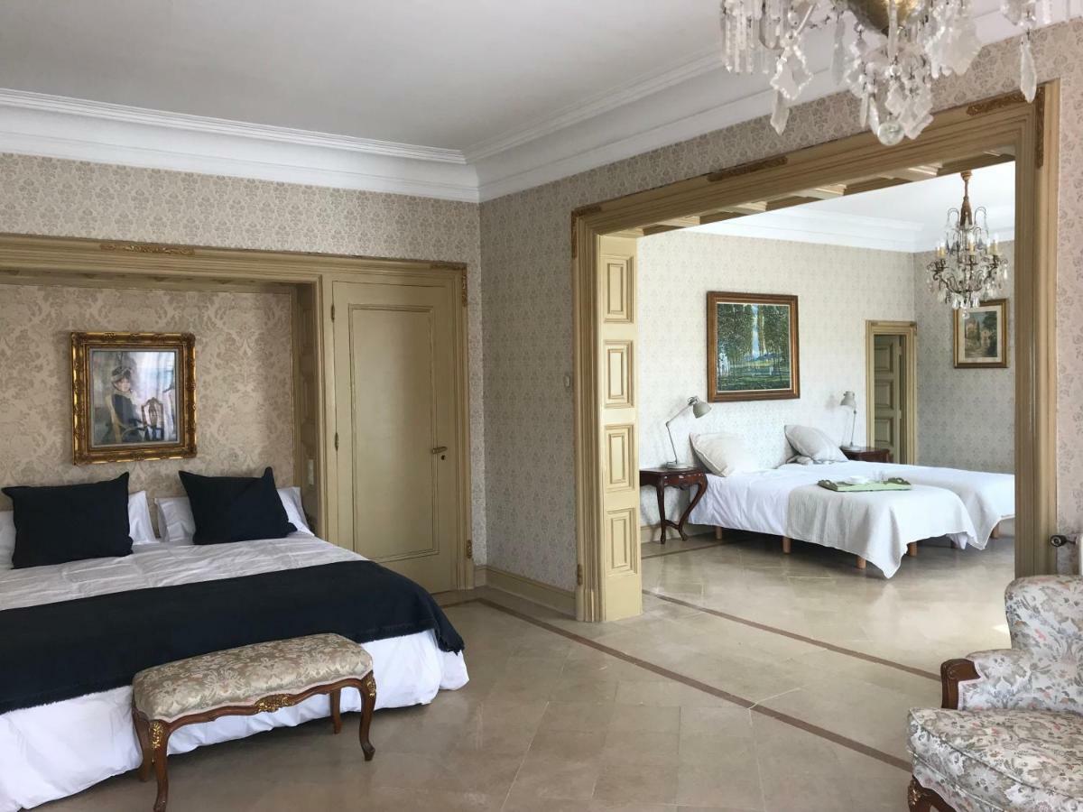 Espectacular Casa Chateau En El Centro De Olot Ngoại thất bức ảnh